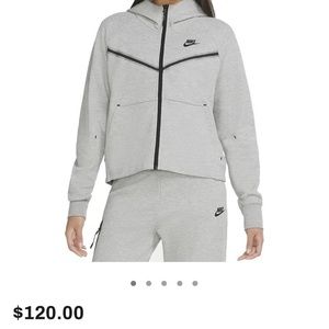 Women’s Nike tech zip up